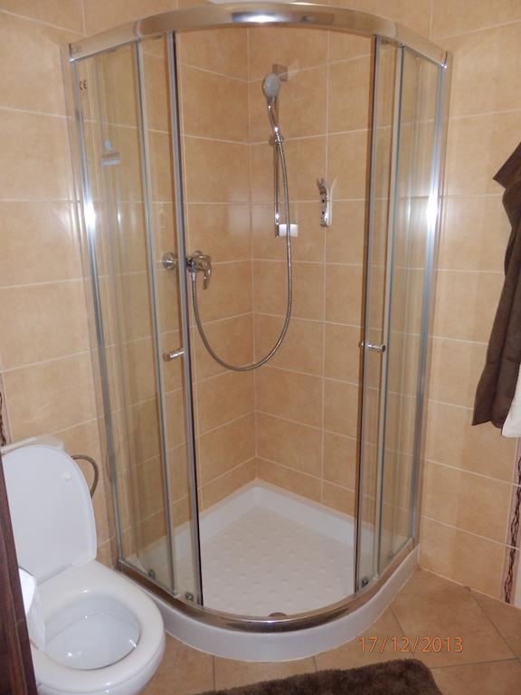 Free Apartman Bešeňová Habitación foto