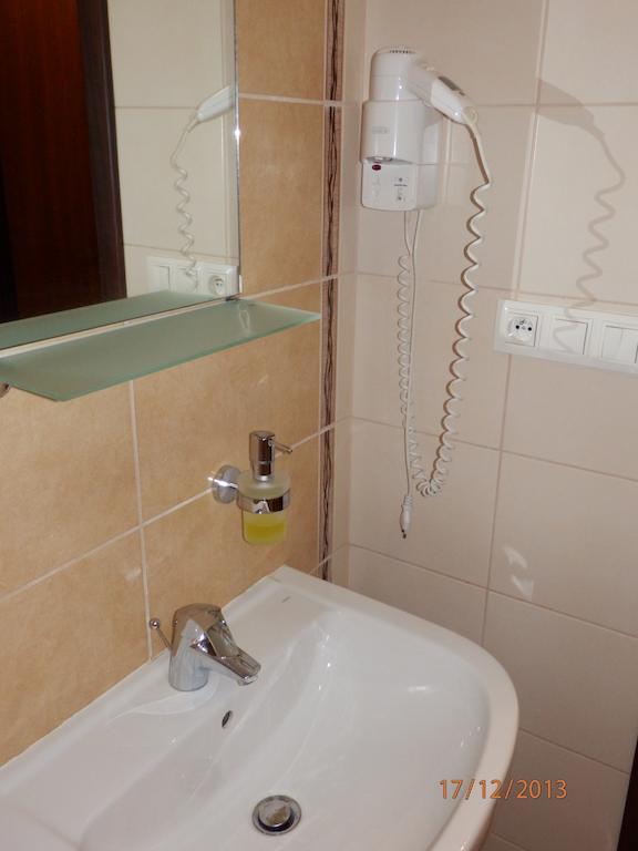 Free Apartman Bešeňová Habitación foto